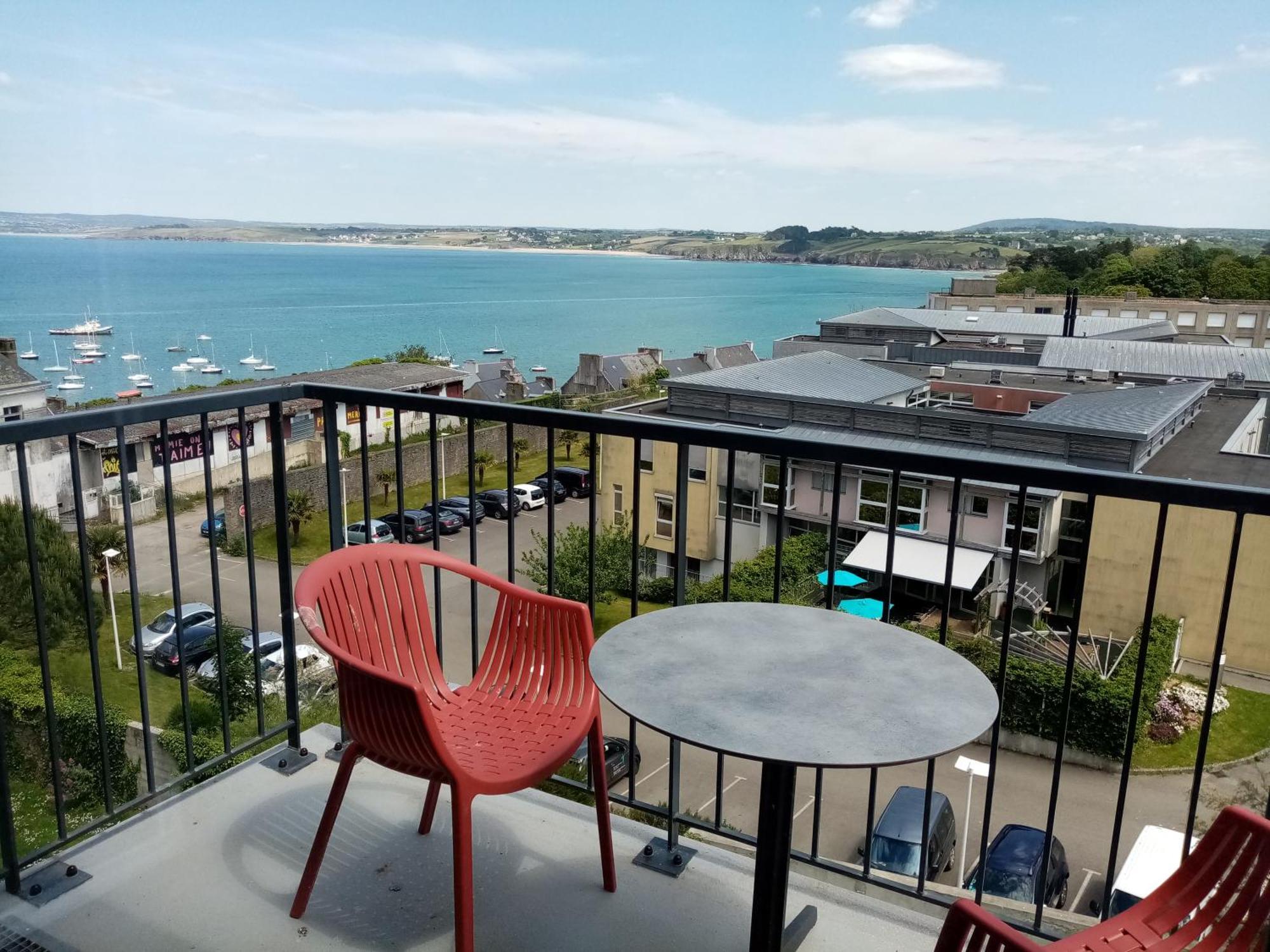 Domitys Les Greements D'Or - Residence Seniors Douarnenez Exterior foto